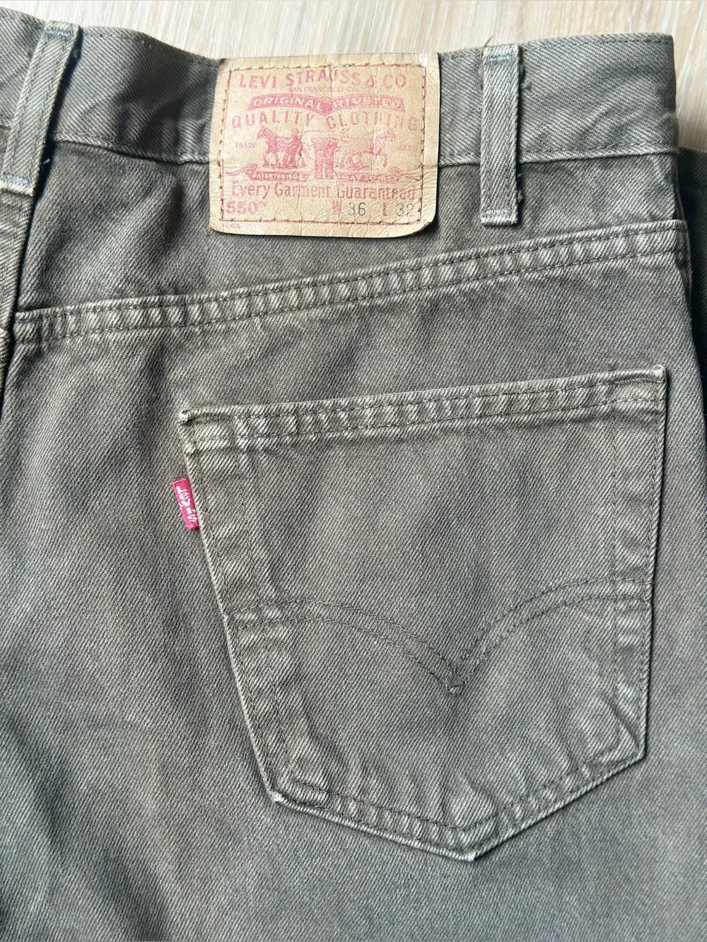Vintage USA Made Levi’s 550 Relaxed Fit Jeans 36x32 Olive Brown 100% Cotton